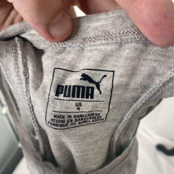 Girls size 4 puma big logo Grey and blue athletic style tank top shirt - Picture 4 of 4
